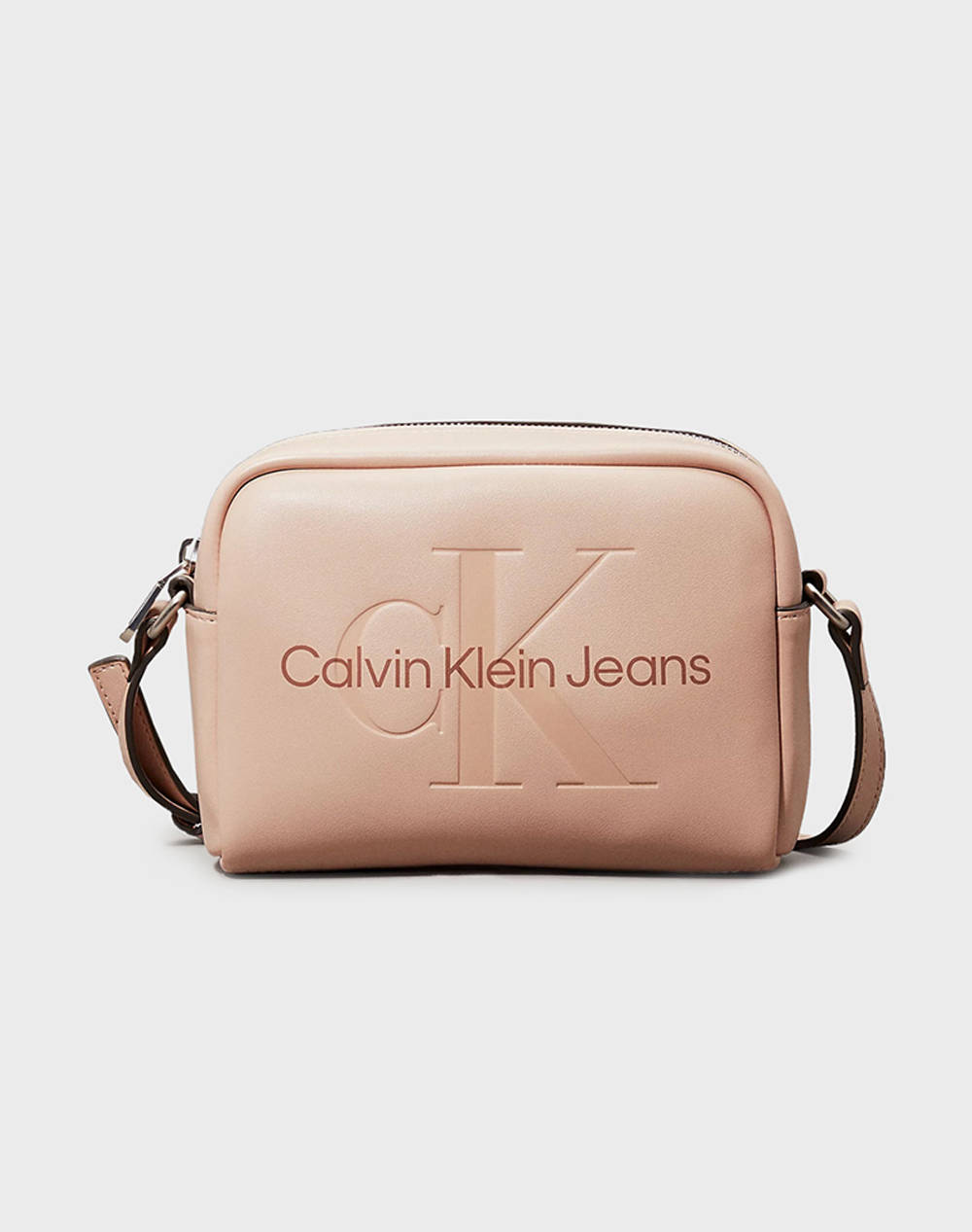CALVIN KLEIN SCULPTED CAMERA BAG18 (Размери: 13 x 18 x 7 см.)