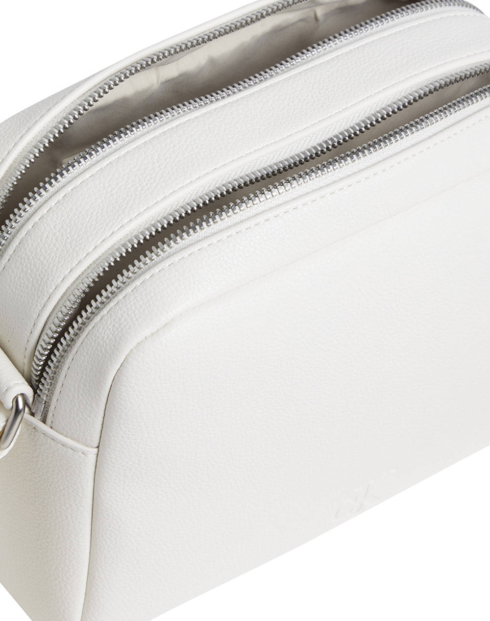 CALVIN KLEIN OVER WEBBING CAMERA BAG21 PU (Размери: 21 x 16 x 9 см.)