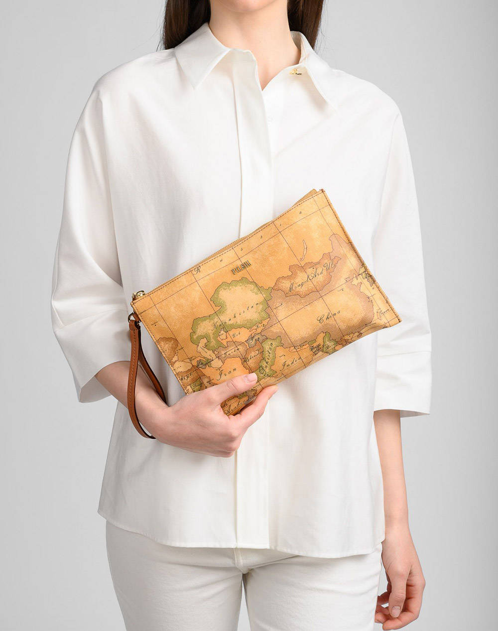 AMAR ALV.MARTINI CLUTCH ( Размери: 28 x 19 x 1 см. )