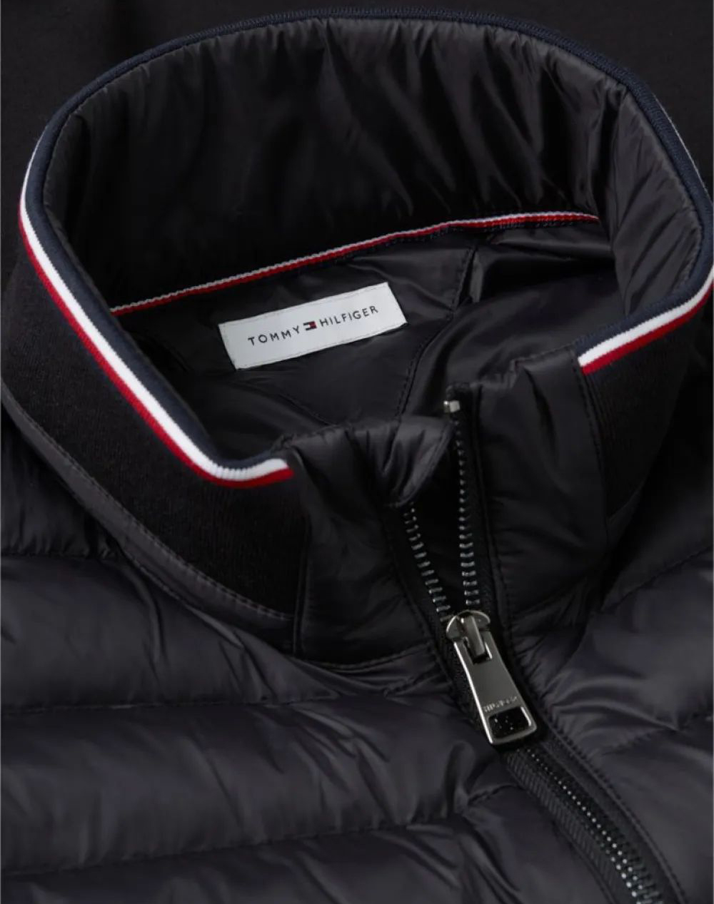 TOMMY HILFIGER MIX MEDIA ESS RWB STAND COLLAR