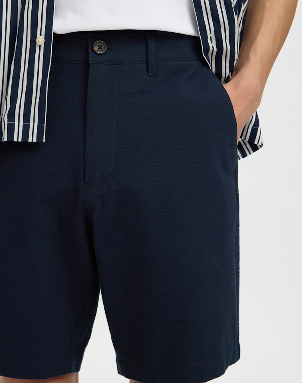 SELECTED SLMKARL-SEERSUCKER REGULAR SHORTS NOOS