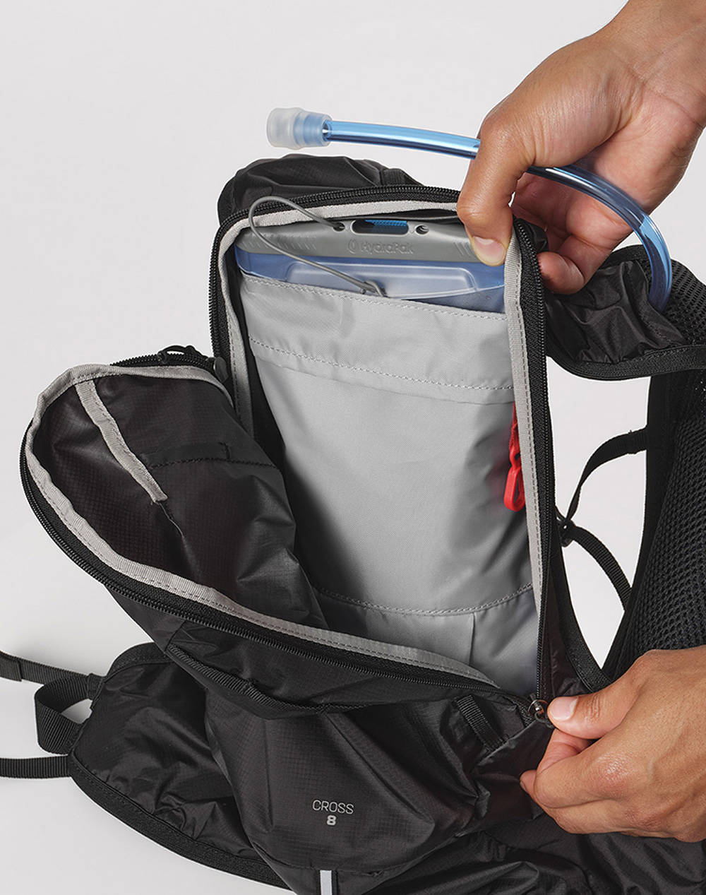 SALOMON BAGS & PACKS HIKE CROSS 8 BLACK UNISEX ЧАНТА (Размери: 44 x 21 x 1 см)