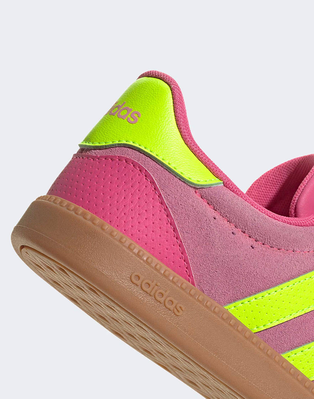 ADIDAS BREAKNET SLEEK