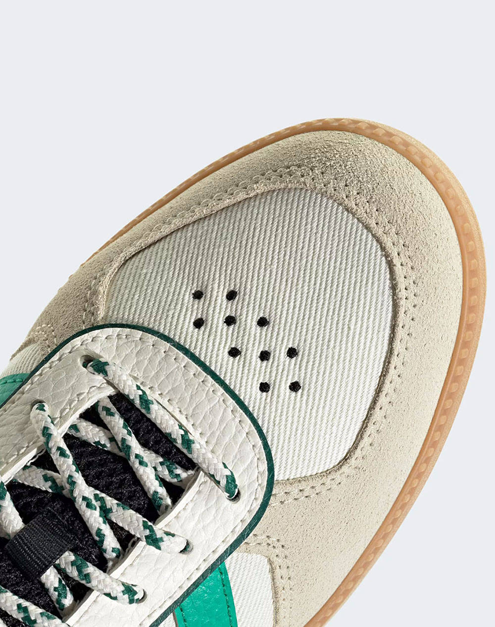 ADIDAS BREAKNET SLEEK