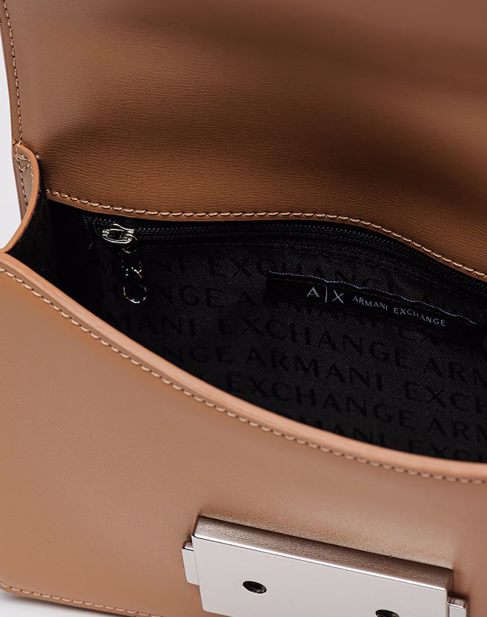 ARMANI EXCHANGE MESSENGER BAG (Размери: 19 x 13 x 5.5см.)