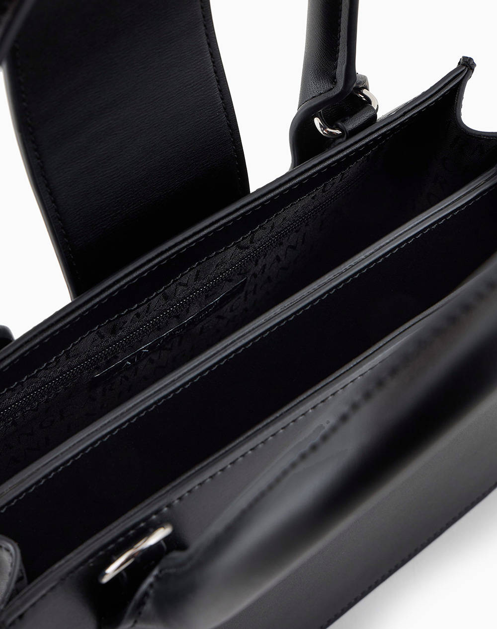 ARMANI EXCHANGE SHOPPING BAG (Размери: 22 x 9.5 x 14.4см.)
