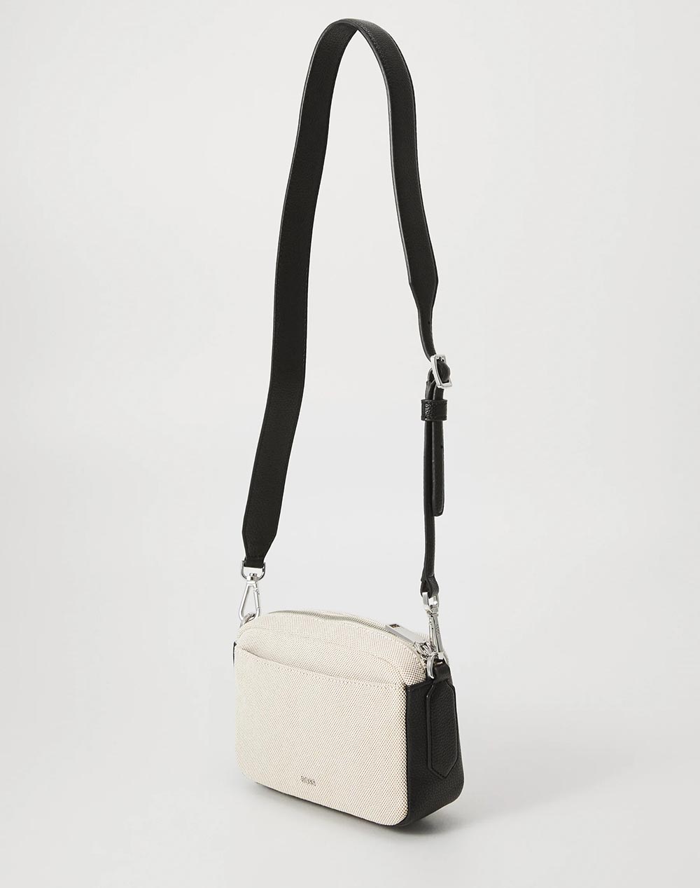 BOSS Anett Crossbody CV 10271597 01 ( Размери : 19 x 13 x 6см.)