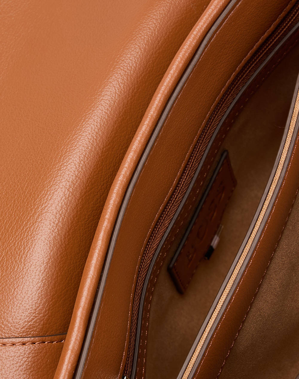 BOSS B_ICON M Sh. Bag RF 10271730 01 (Размери: 26 x 16 x 8см.)