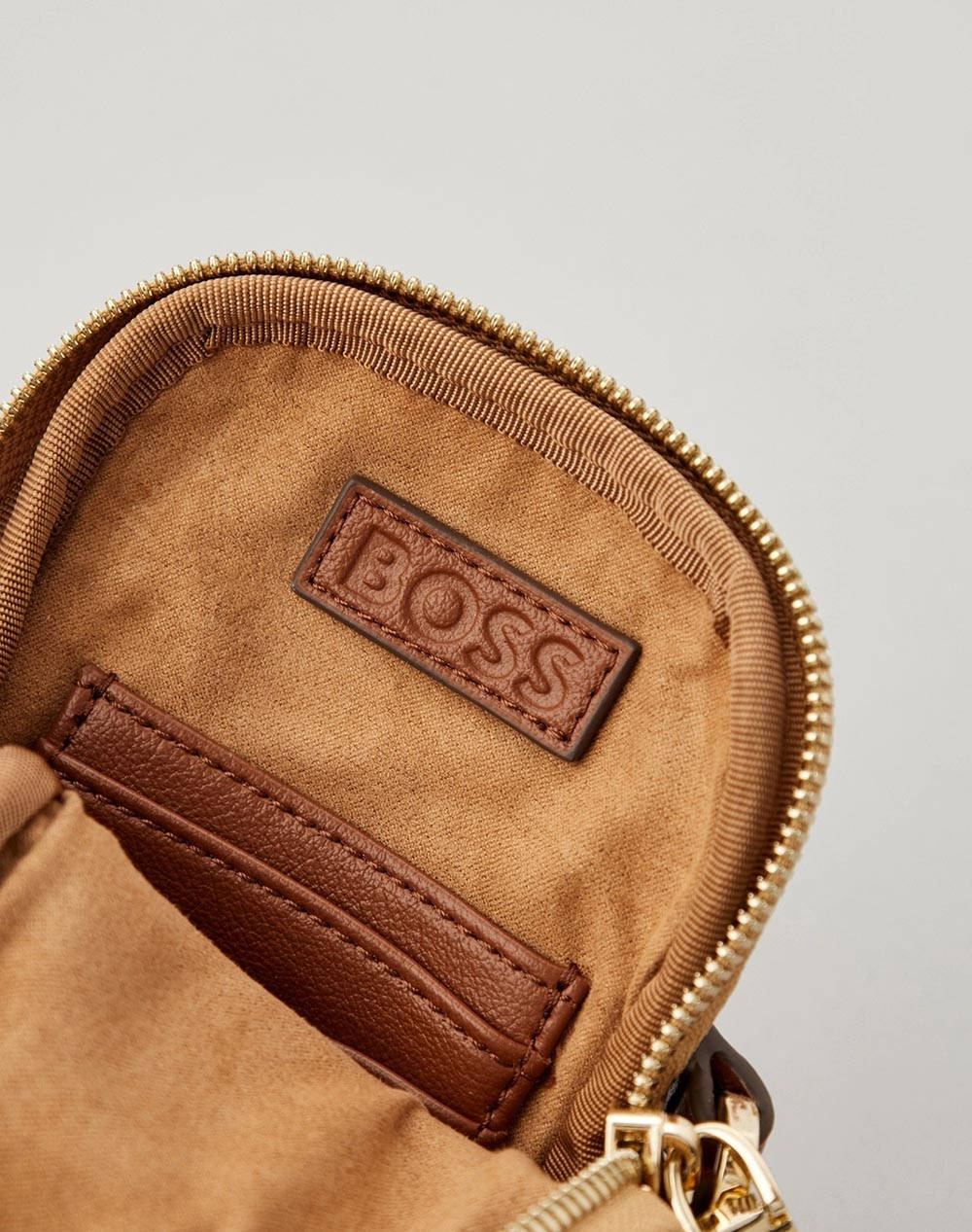 BOSS B_ICON Phonehold RF 10271730 01 ( Размери: 10 x 18.5 x 3см.)