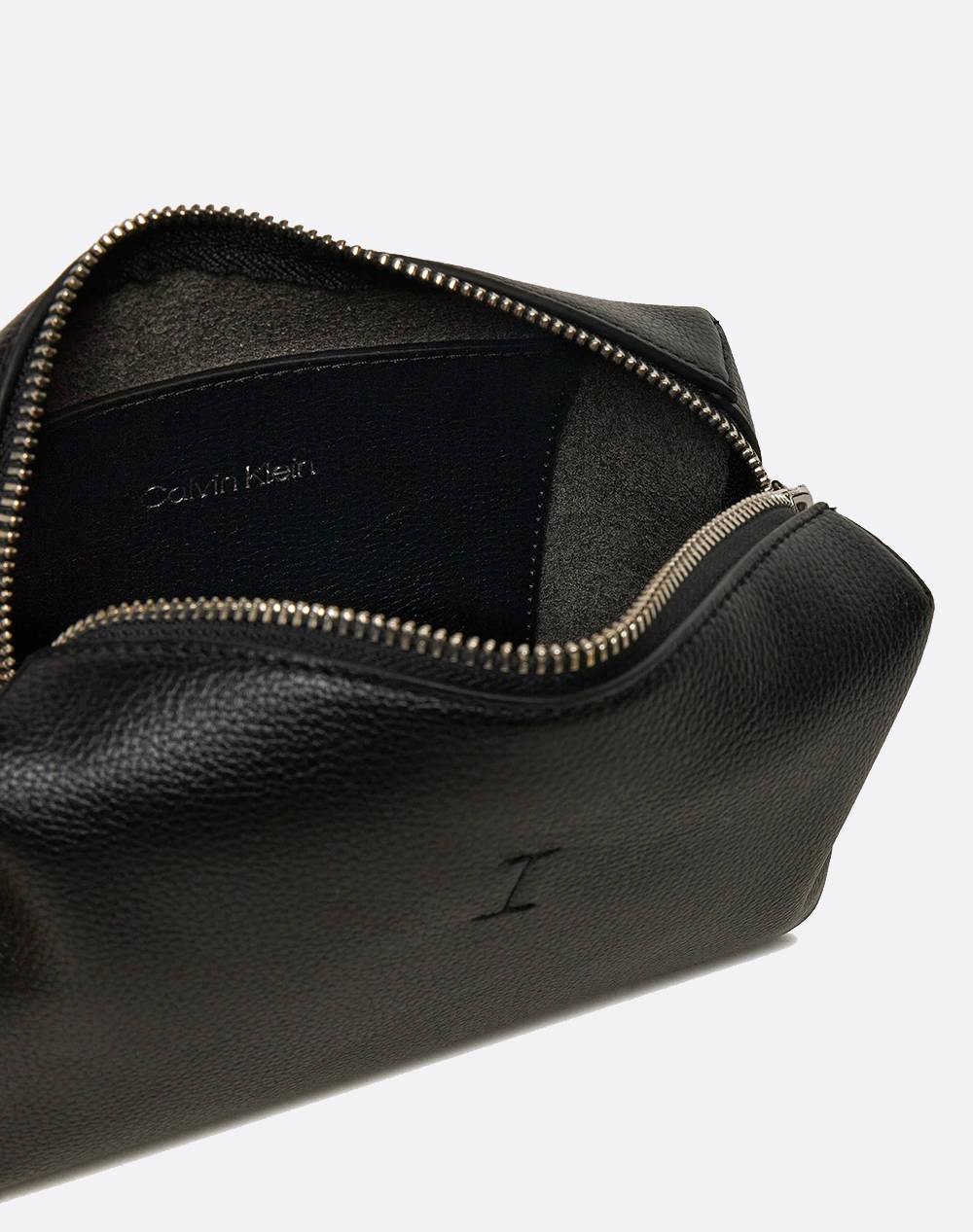 CALVIN KLEIN JEANS CK PLAQUE CAMERA BAG (Размери: 20 x 11 x 7см.)