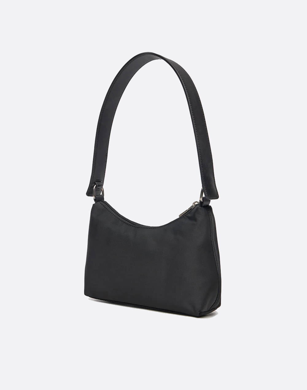 CALVIN KLEIN JEANS SLEEK NYLON SHOULDERBAG (Размери: 26 x 17 x 6см