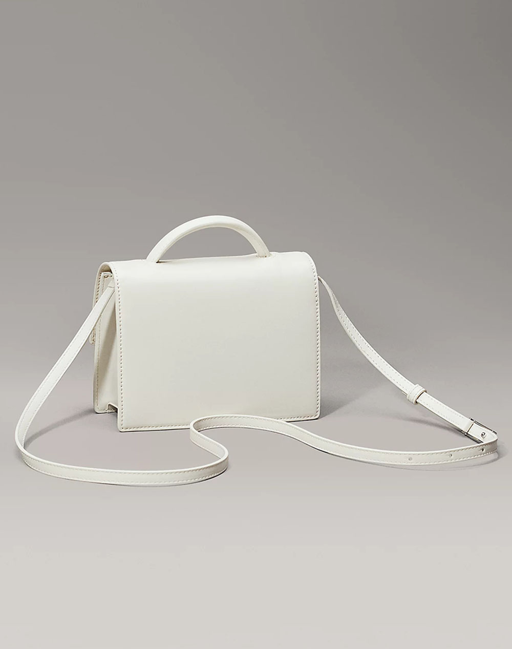 CALVIN KLEIN JEANS CK LINN TOP HANDLE CROSSBODY (Размери: 19 x 13 x 7.5см.)