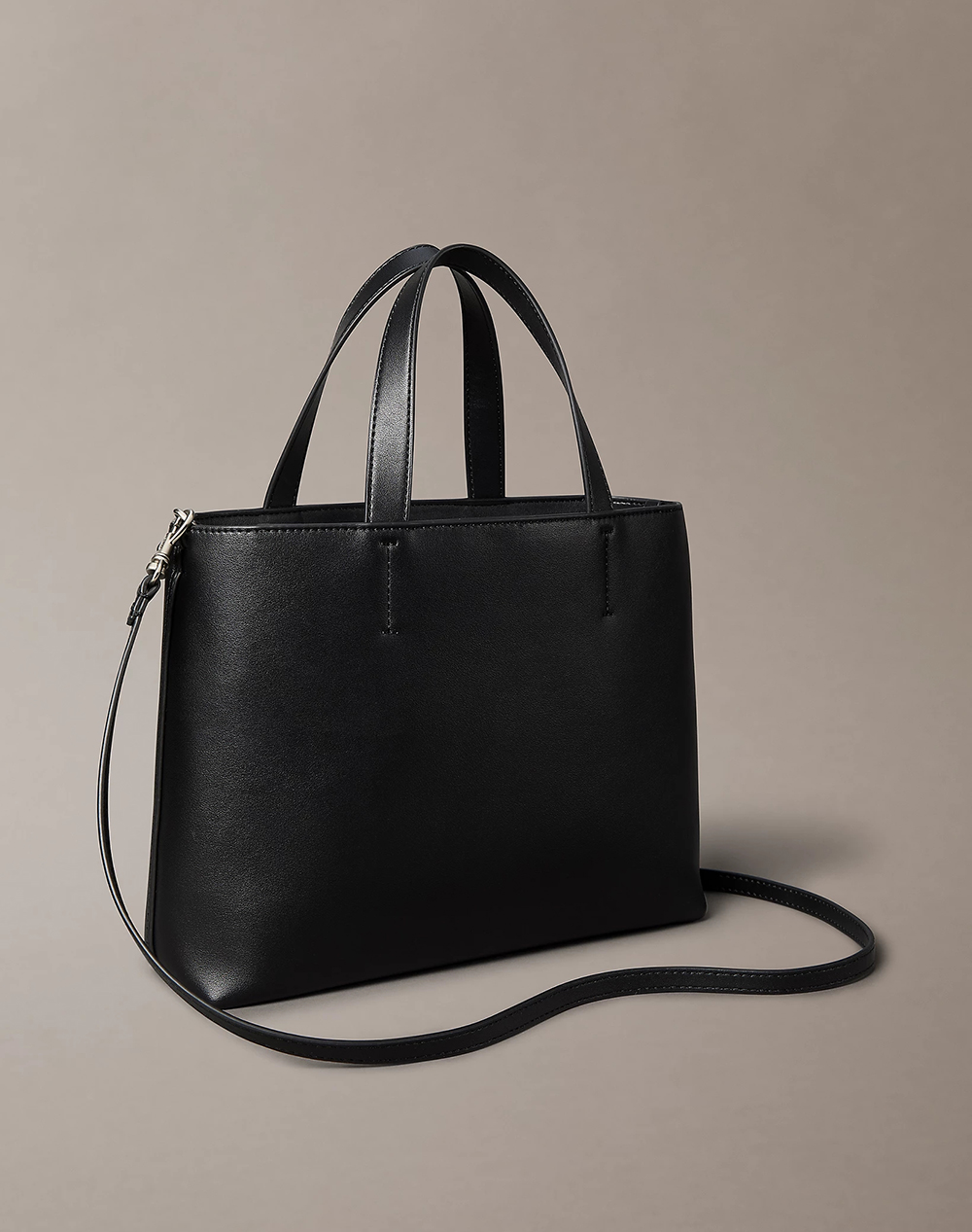 CALVIN KLEIN SCULPTED MINI EW TOTE (Размери: 22 x 27 x 7см.)