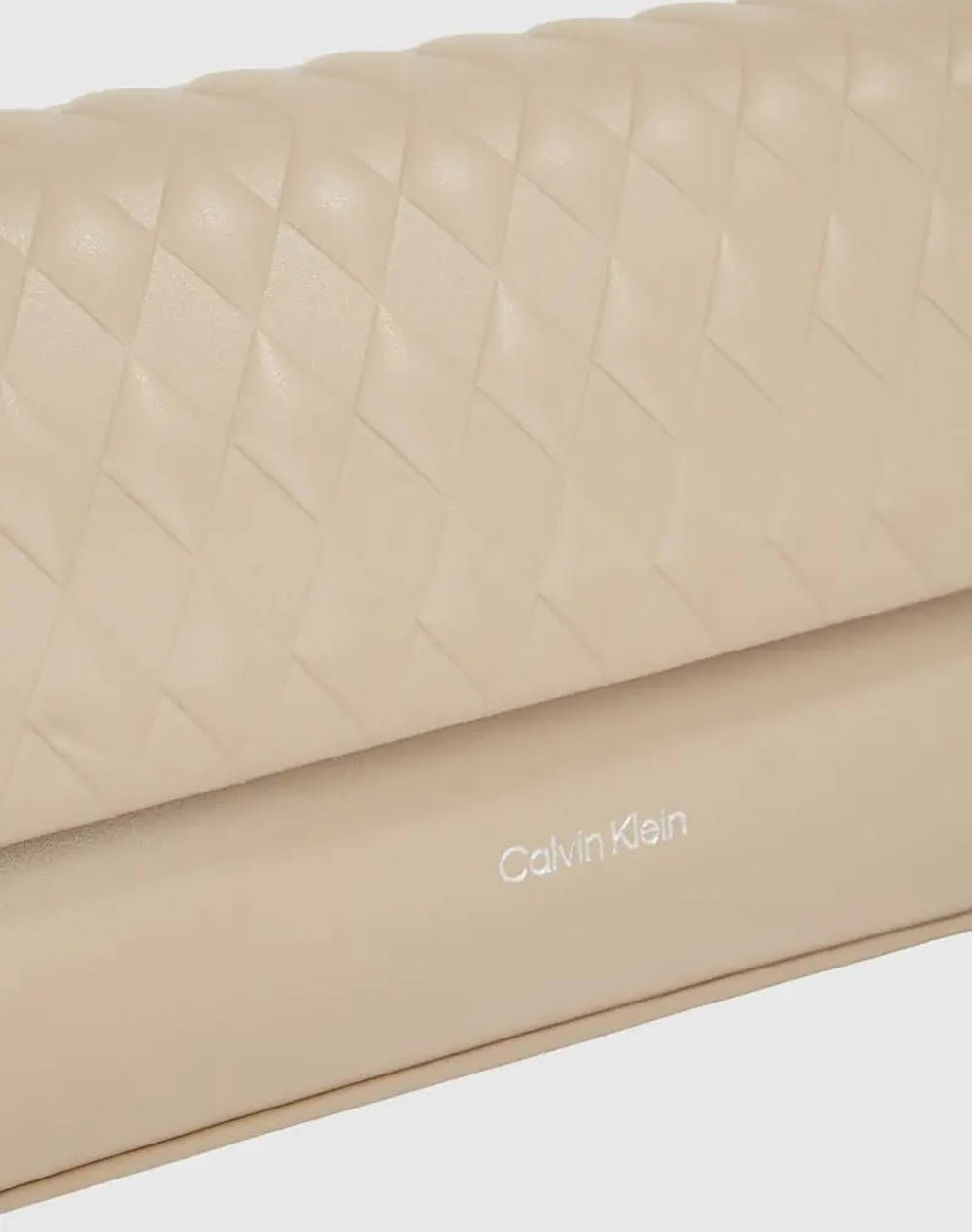 CALVIN KLEIN MINI QUILT CHAIN MINI CROSSBODY (Размери: 21 x 5,5 x 13см.)