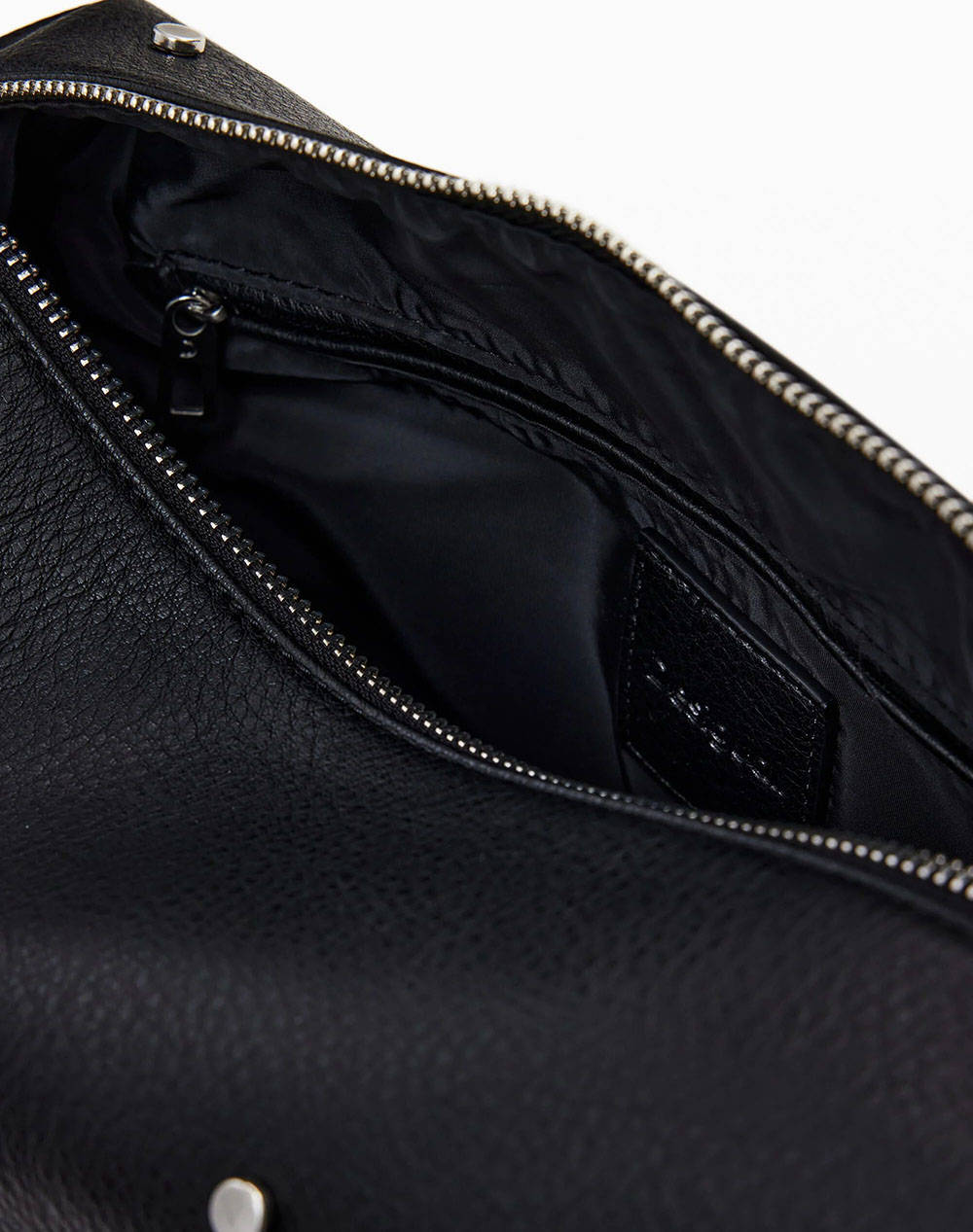 DESIGUAL D2 BAG_REBEL BERGAMO BLACK ДАМСКА ЧАНТА (Размери: 30 x 17 x 11см.)