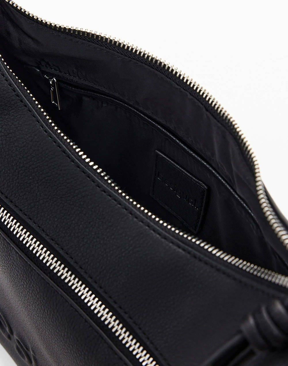 DESIGUAL D2 BAG_HALF ASTANA BLACK ДАМСКА ЧАНТА (Размери: 32 x 22 x 10см.)