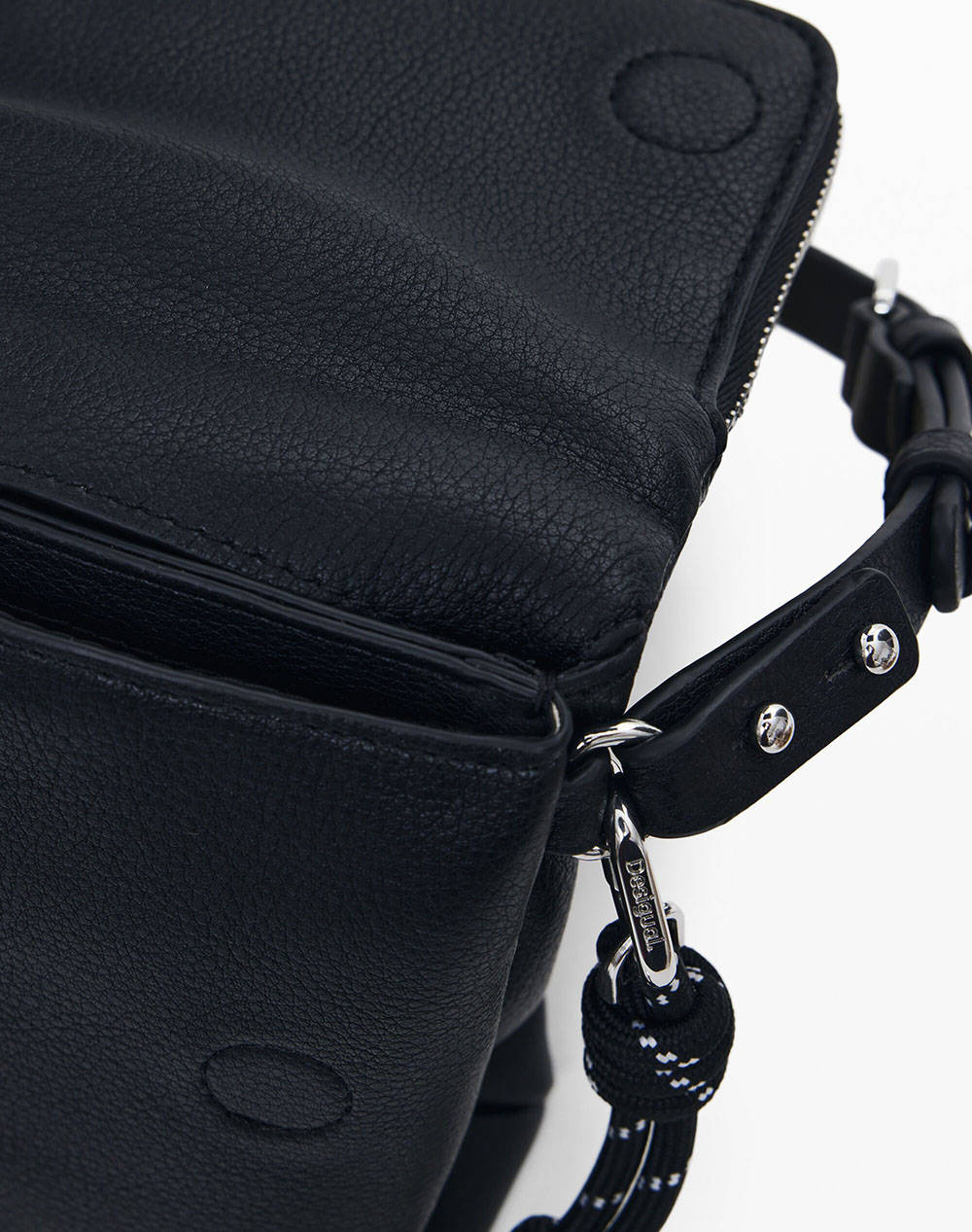 DESIGUAL D2 MONE_HALF PHONE BLACK ДАМСКИ ПОРТФЕЙЛ(Размери: 12 x 17.5 x 5см.)
