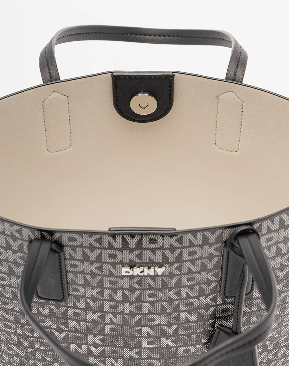 DKNY R44A5I41 SAIGE CROSS BODY HANDBAG DKNY (размери: 28 x 27 x 10см.)