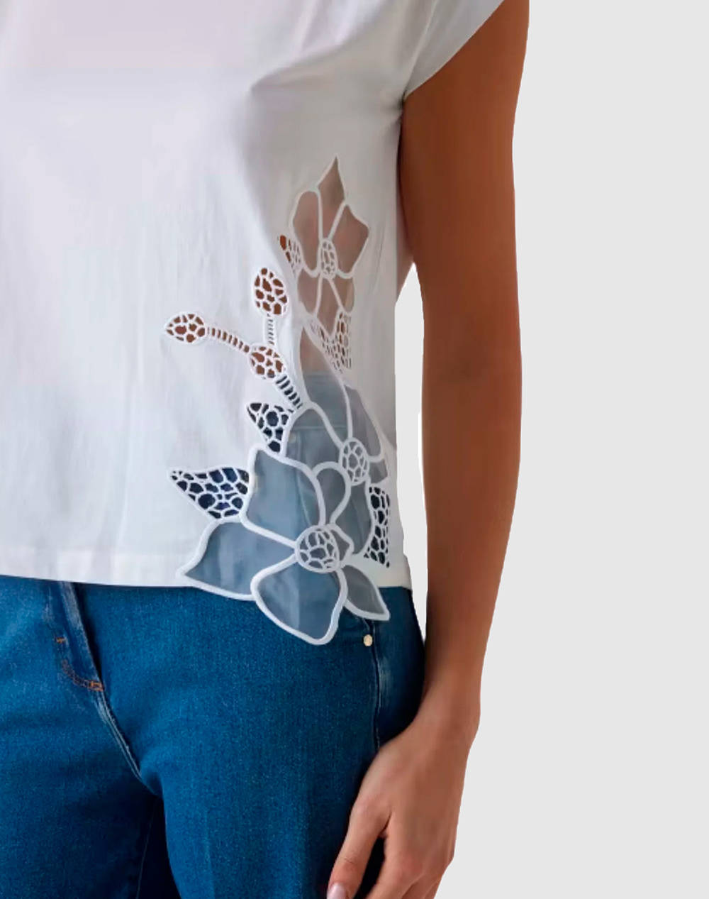 GUESS MARCIANO NADJA ROUND NECK TSH - ECO ORGANIC COTTON ДАМСКА ТЕНИСКА