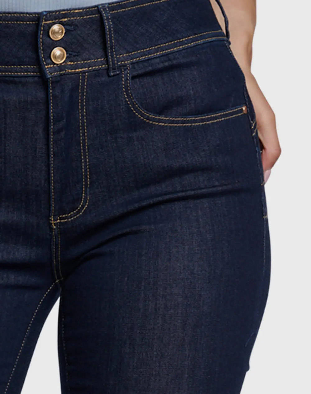 GUESS SHAPE UP CAPRI ДАМСКИ ПАНТАЛОНИ