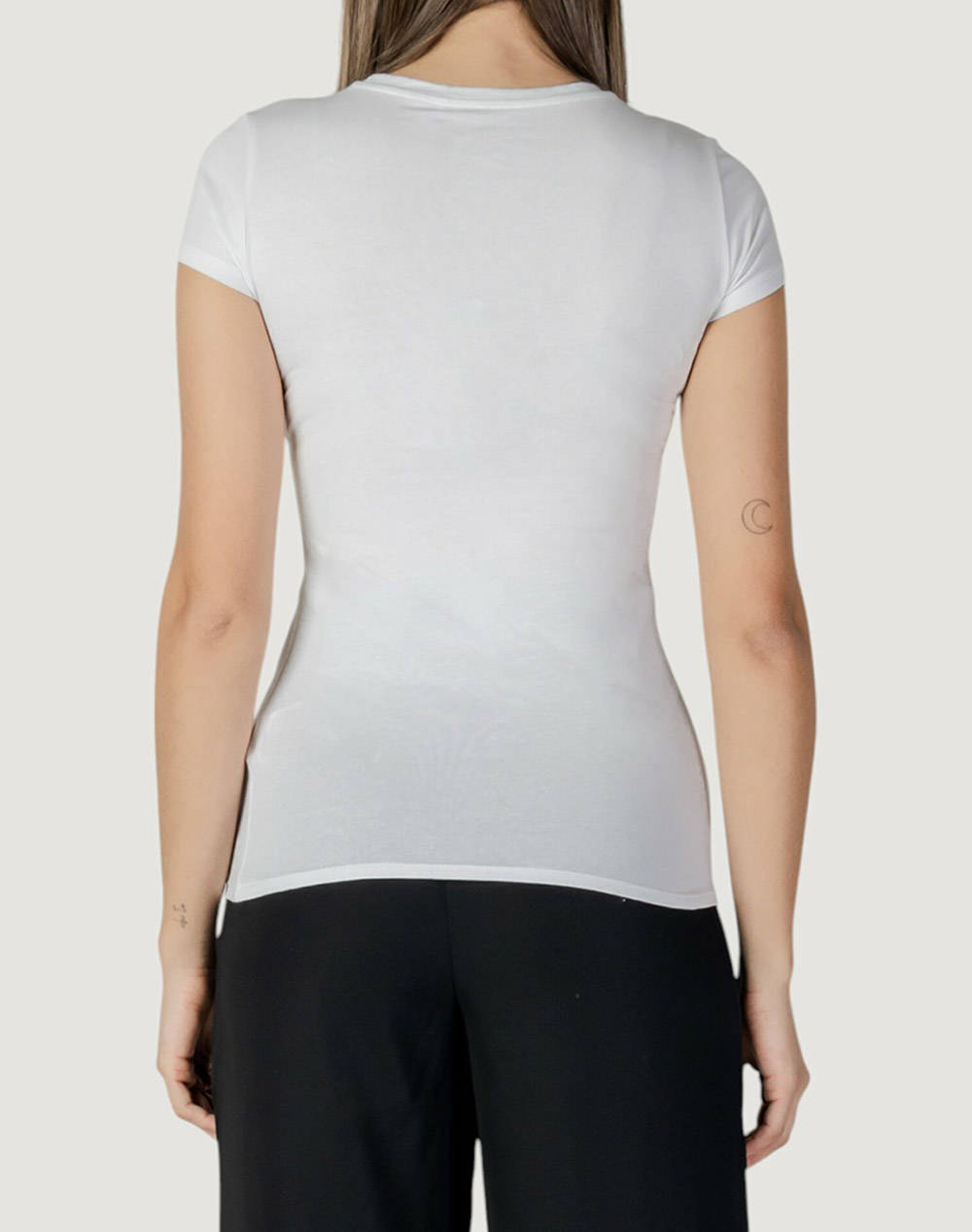 GUESS SS TRIANGLE OMBRE R3 TEE ДАМСКА ТЕНИСКА