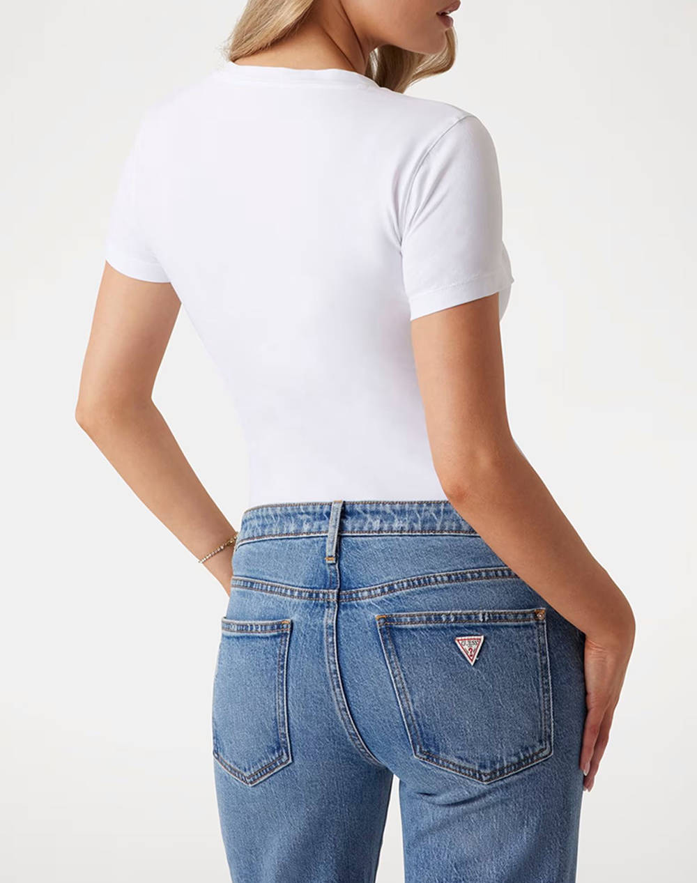 GUESS CN SS LOGO SEGQUINS TEE ДАМСКА ТЕНИСКА