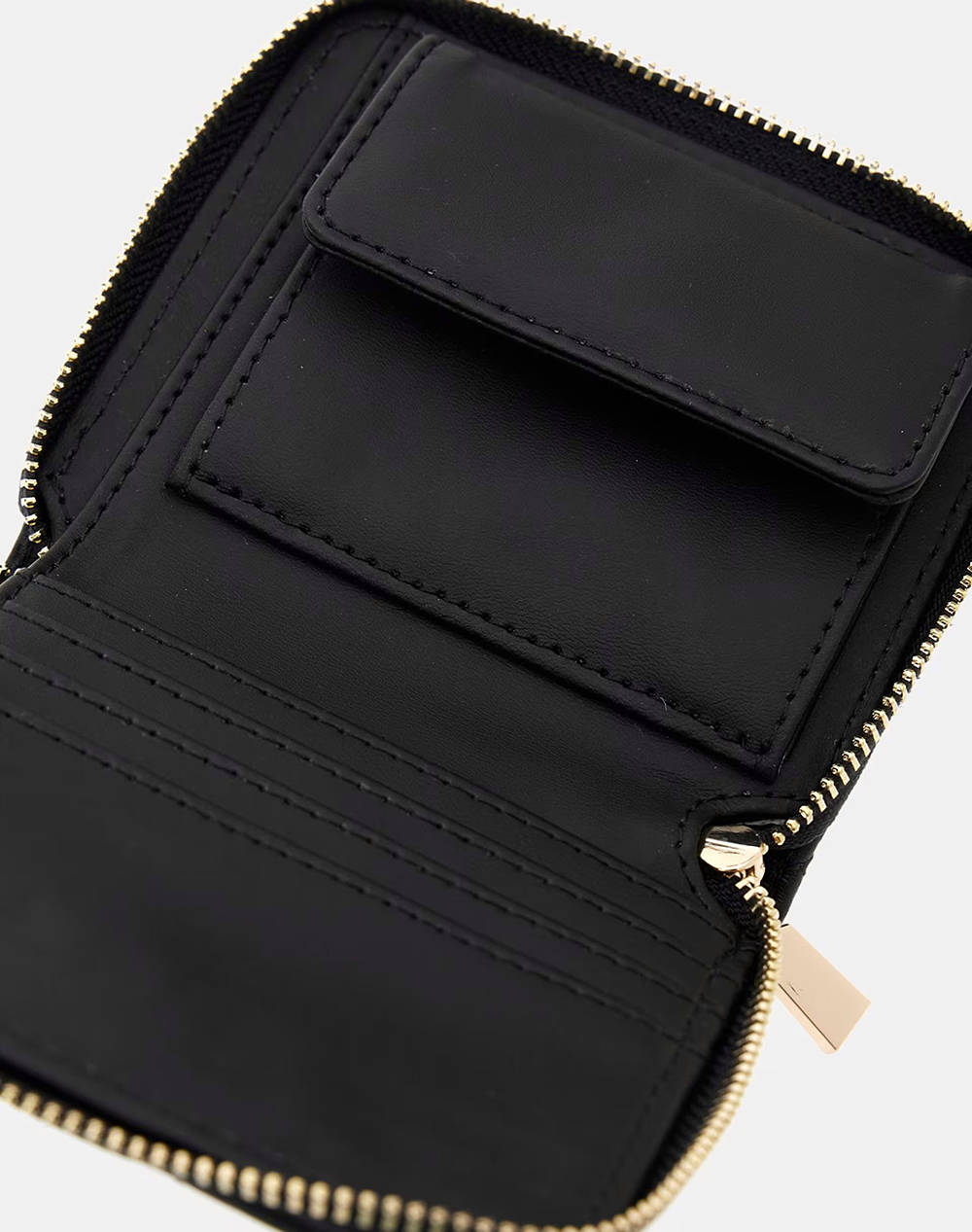 GUESS ECO RIANEE SLG SMALL ZIP AROUD Дамски портфейл (Размери: 11 x 9 x 2 см)