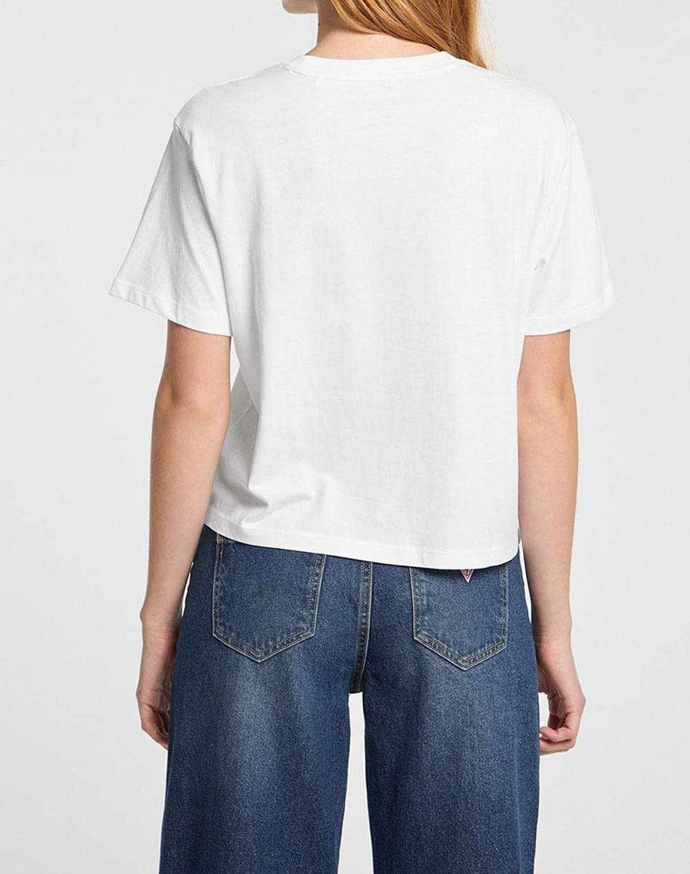 GUESS JEANS GJ SS CN BOXY EMBRO LOGO TEE ДАМСКА ТЕНИСКА