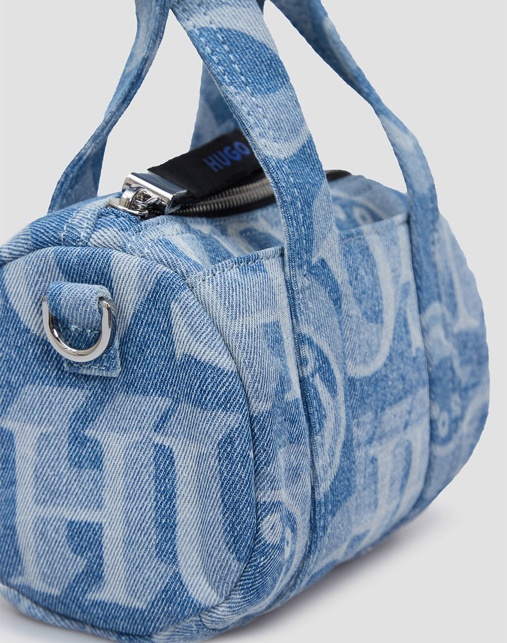 HUGO Roselyn Duffle-AO 10266099 01 (Размери: 17 x 12 x 11см.)
