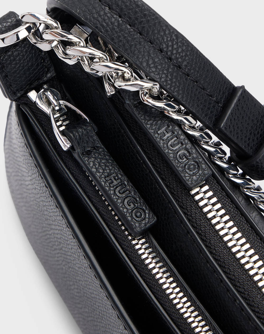 HUGO Chris Crossb Multi R 10260391 01 (размери: 24 x 13 x 6,5см.)