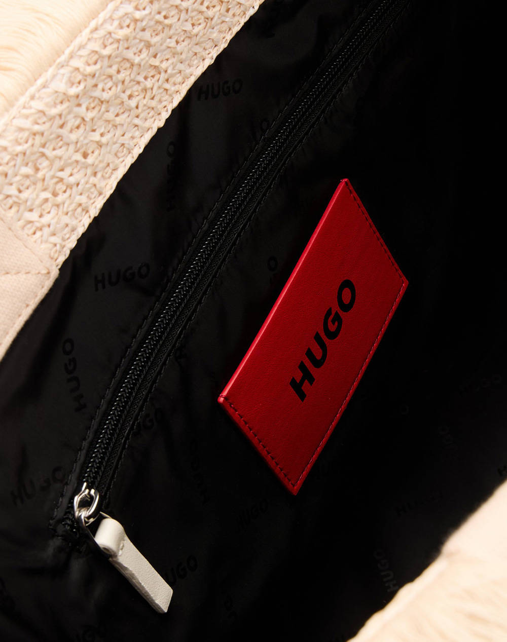 HUGO Becky Tote-R 10271599 01 (Размери: 34 x 17 x 37см.)