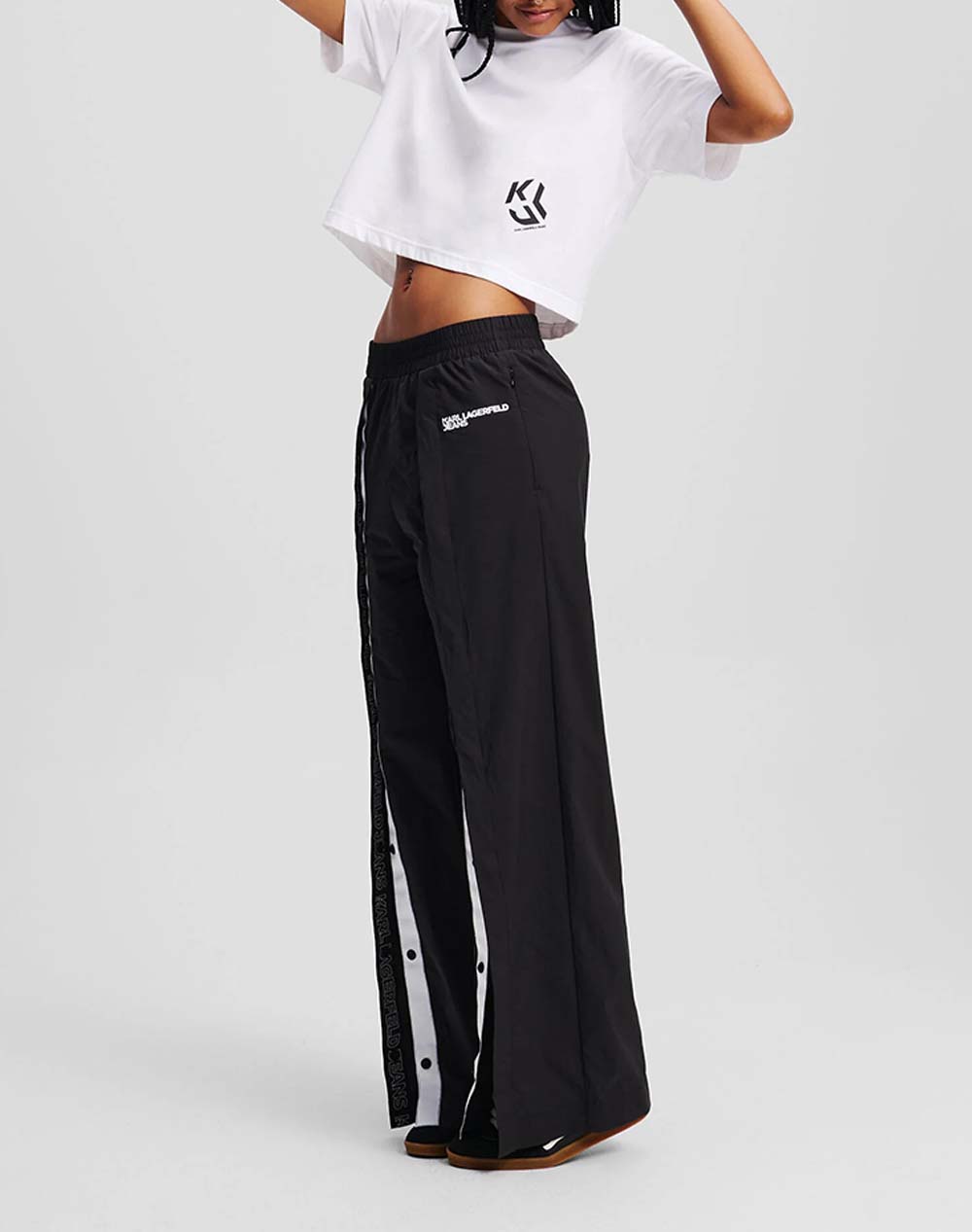 KARL LAGERFELD KLJ REG CROPPED MONOGRAM TEE