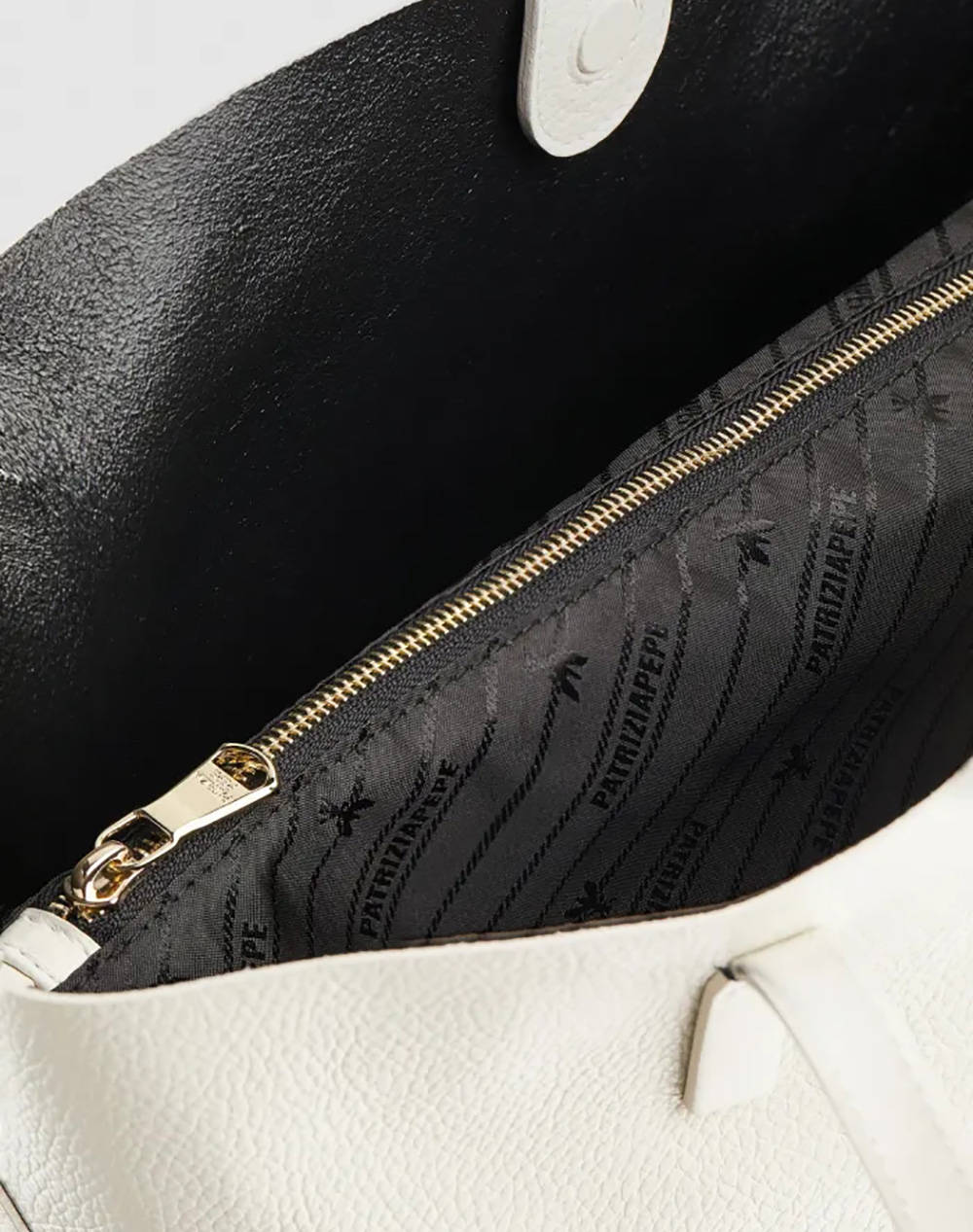 PATRIZIA PEPE BORSA/BAG ДАМСКА ЧАНТА(Размери: 50 x 30 x 15см.)