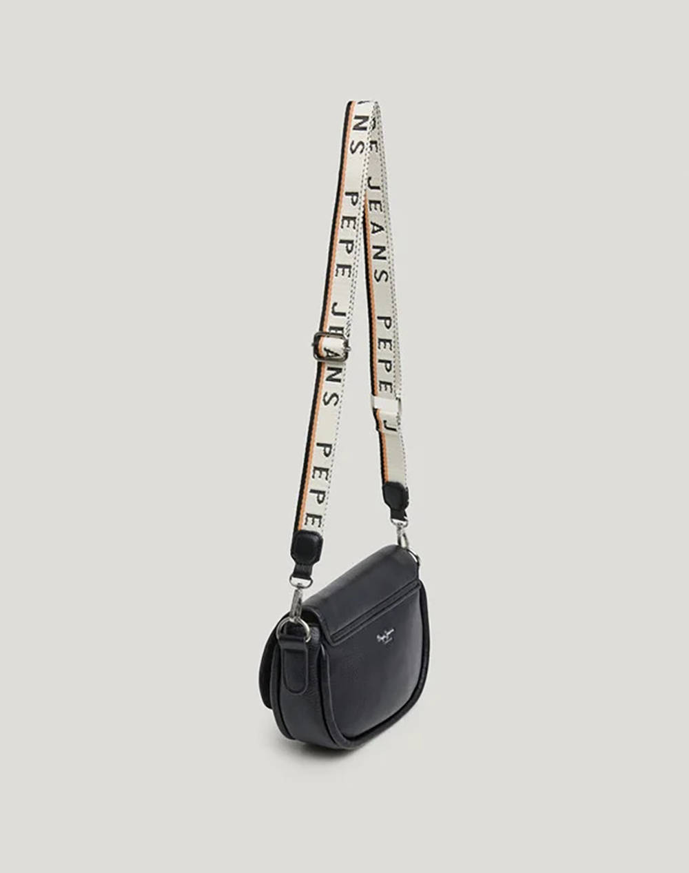 PEPE JEANS CRISHA MAIN ДАМСКА ЧАНТА(Размери: 25 x 16 x 7.5см.)
