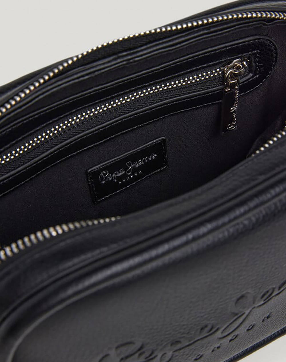 PEPE JEANS BASSY MAIN ДАМСКА ЧАНТА(Размери: 22 x 8 x 17см.)