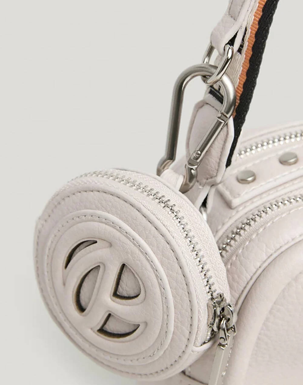 PEPE JEANS BASSY MAIN ДАМСКА ЧАНТА(Размери: 22 x 8 x 17см.)