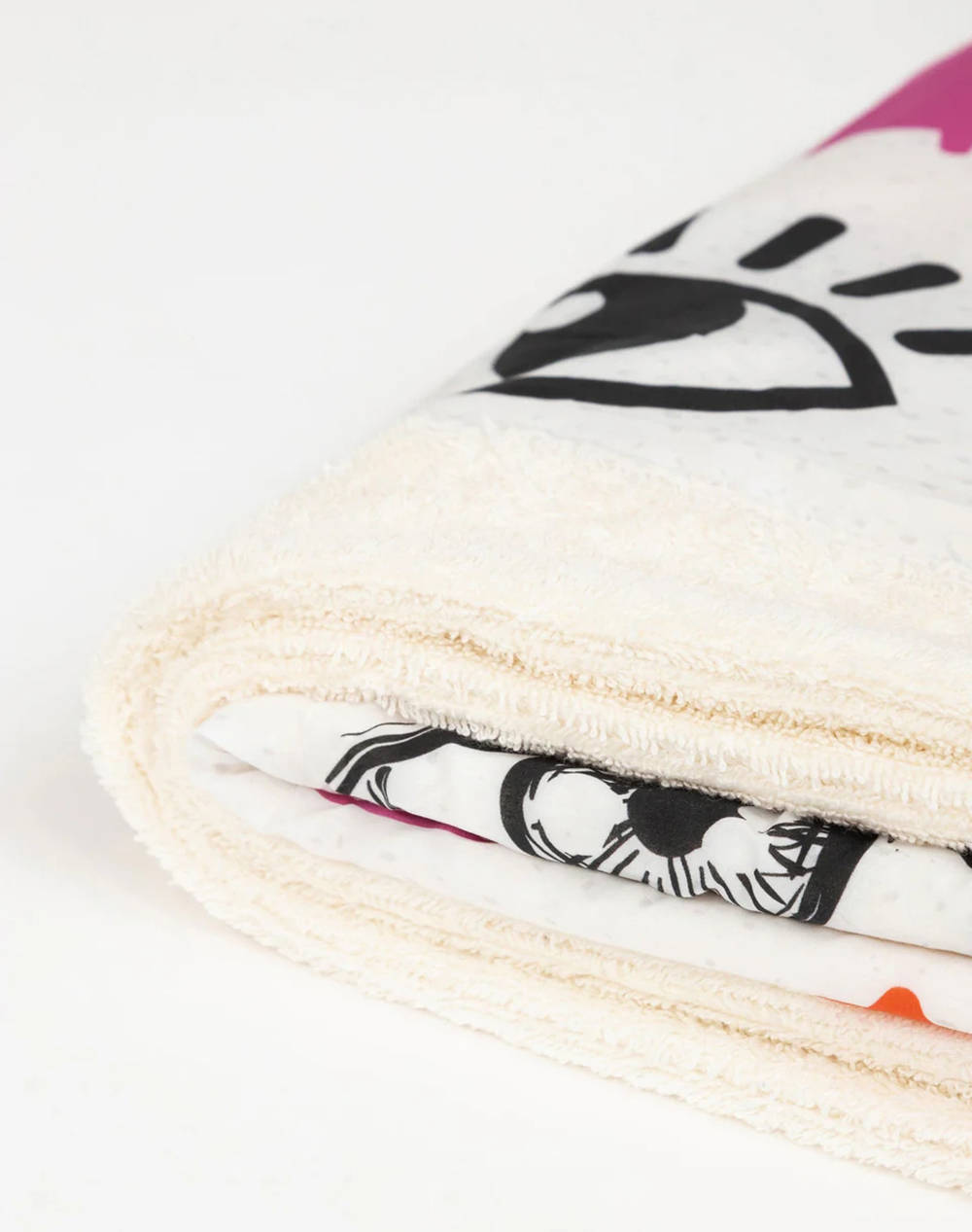 SUN OF A BEACH Signature Beach Towel (Размери: 100 x 145см.)