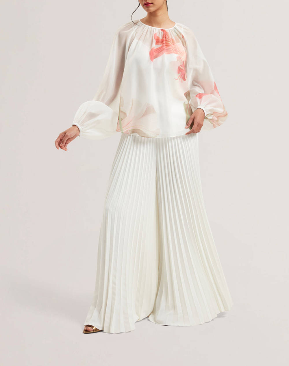 TED BAKER haryx Pleated Wide Leg Crepe Trouser