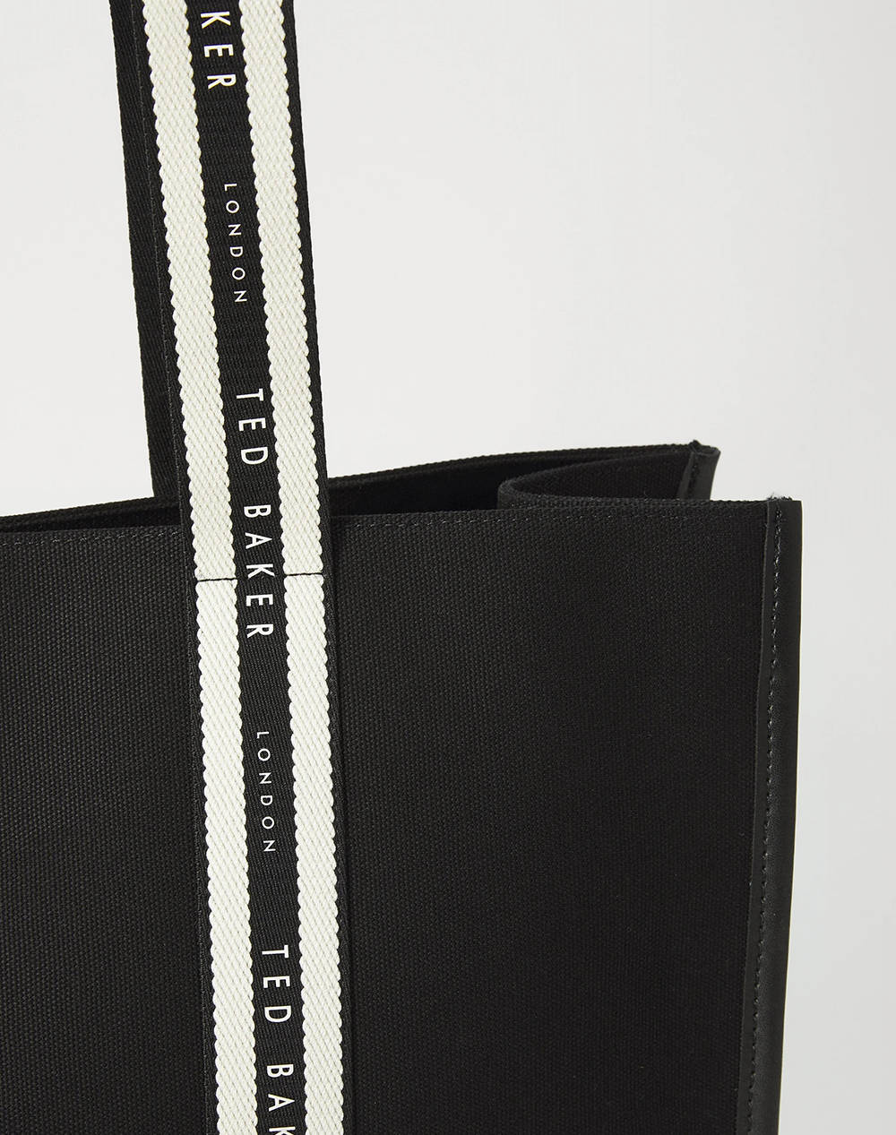 TED BAKER GEORJEY Branded Webbing Canvas Tote (Размери: 14 x 36 x 45см.)