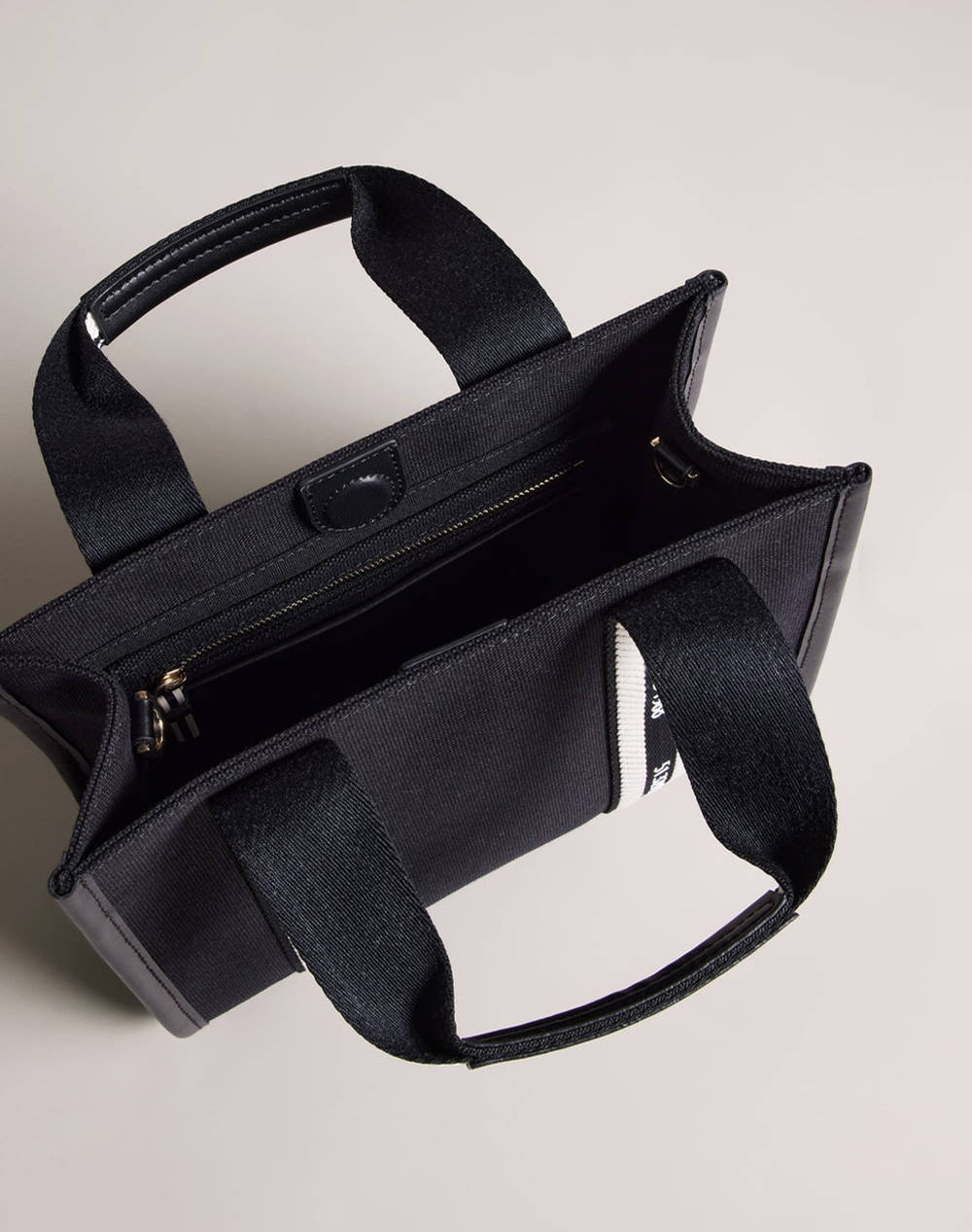 TED BAKER GEORJEA Branded Webbing Canvas Small Tote (Размери: 11 x 21 x 25см.)