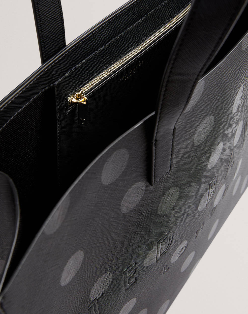 TED BAKER DOTEE Polka Dot Extra Large Icon Bag (Размери: 45 x 35 x 12см.)