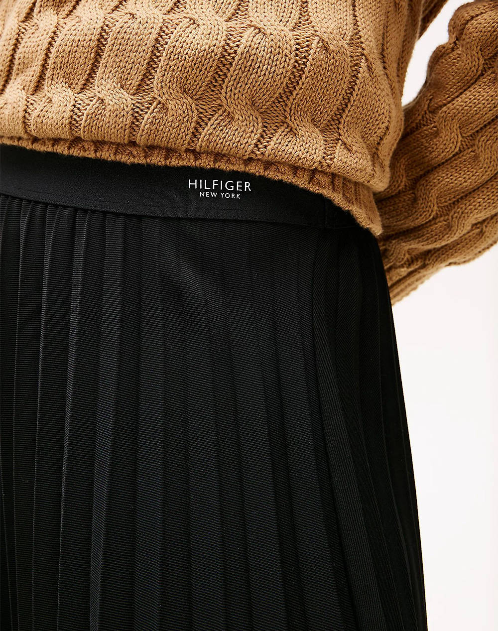 TOMMY HILFIGER FLUID PLEATED PULL ON MIDI SKIRT