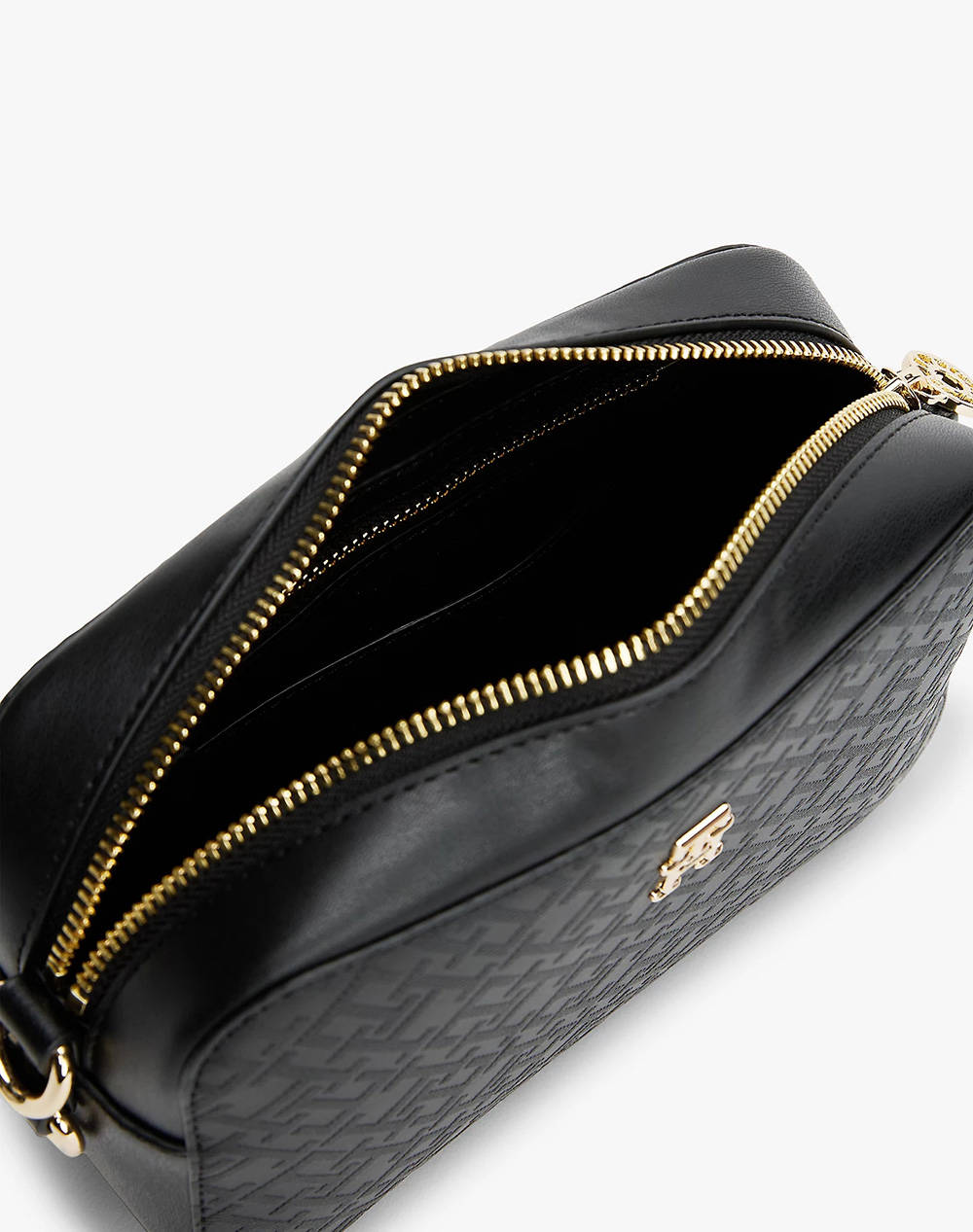TOMMY HILFIGER TH DISTINCT CAMERA BAG MONO (Размери: 21.5 x 7.5 x 14см.)