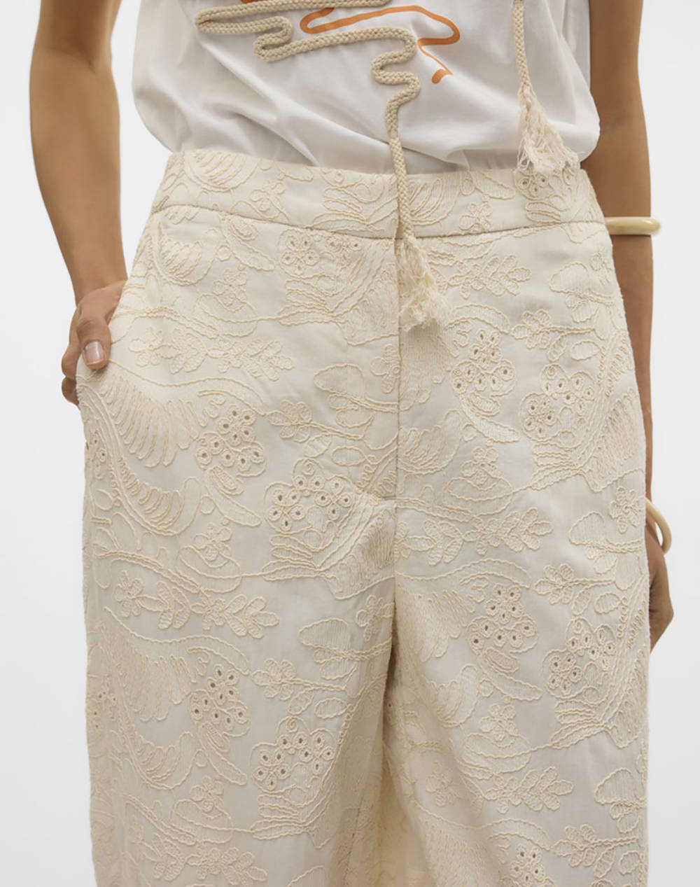 VERO MODA VMELINE HW TAPERED EMBR ANKLE PANTS