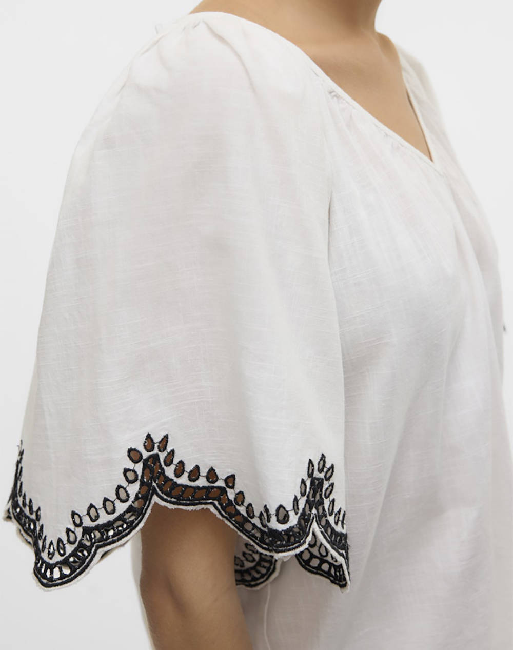 VERO MODA VMDIANA 2/4 V-NECK TOP WVN BTQ