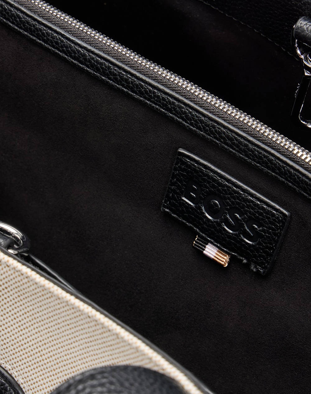 BOSS Anett Tote CV 10271597 01 (Размери: 45 x 19 x 18см.)