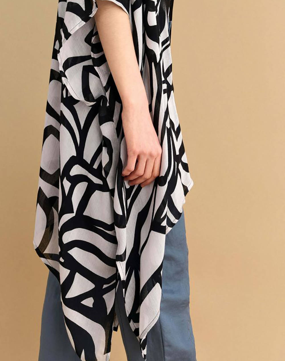 ATTRATTIVO KIMONO