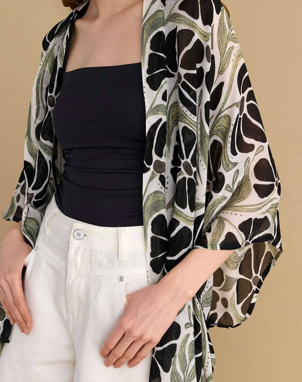 ATTRATTIVO KIMONO
