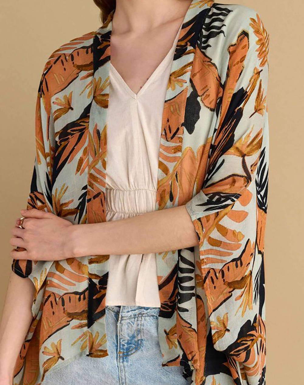ATTRATTIVO KIMONO