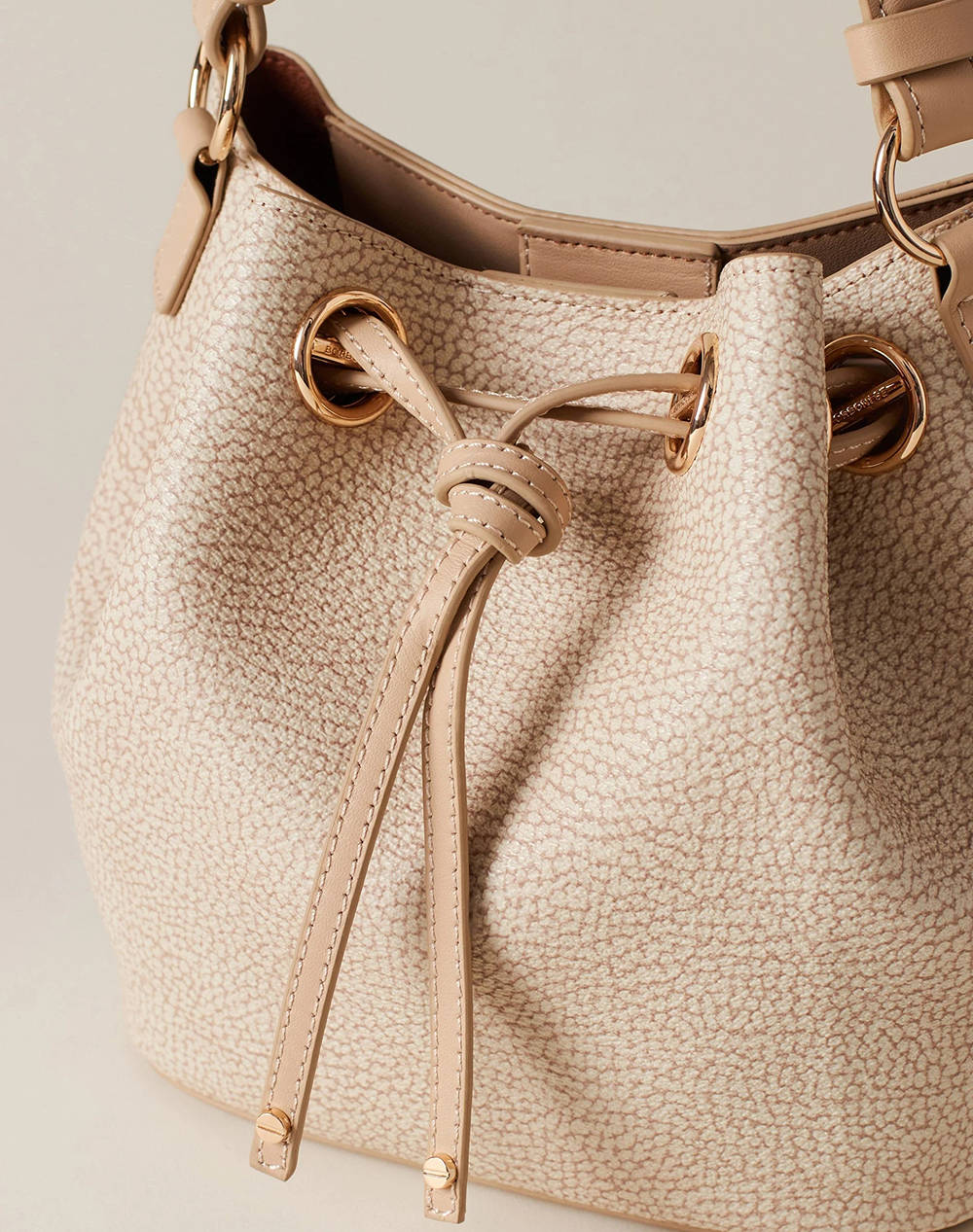BORBONESE BUCKET BAG (Размери: 20 х 21 х 13см)